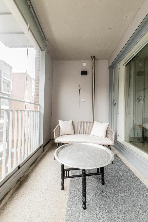 Apartment, Sleepwell, Tyynimeri With Private Parking And Optional Private Sauna Helsinki Exterior photo
