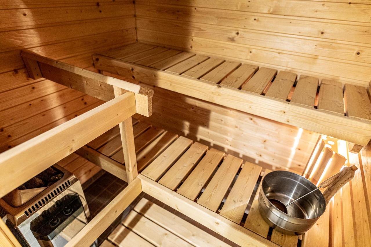 Apartment, Sleepwell, Tyynimeri With Private Parking And Optional Private Sauna Helsinki Exterior photo